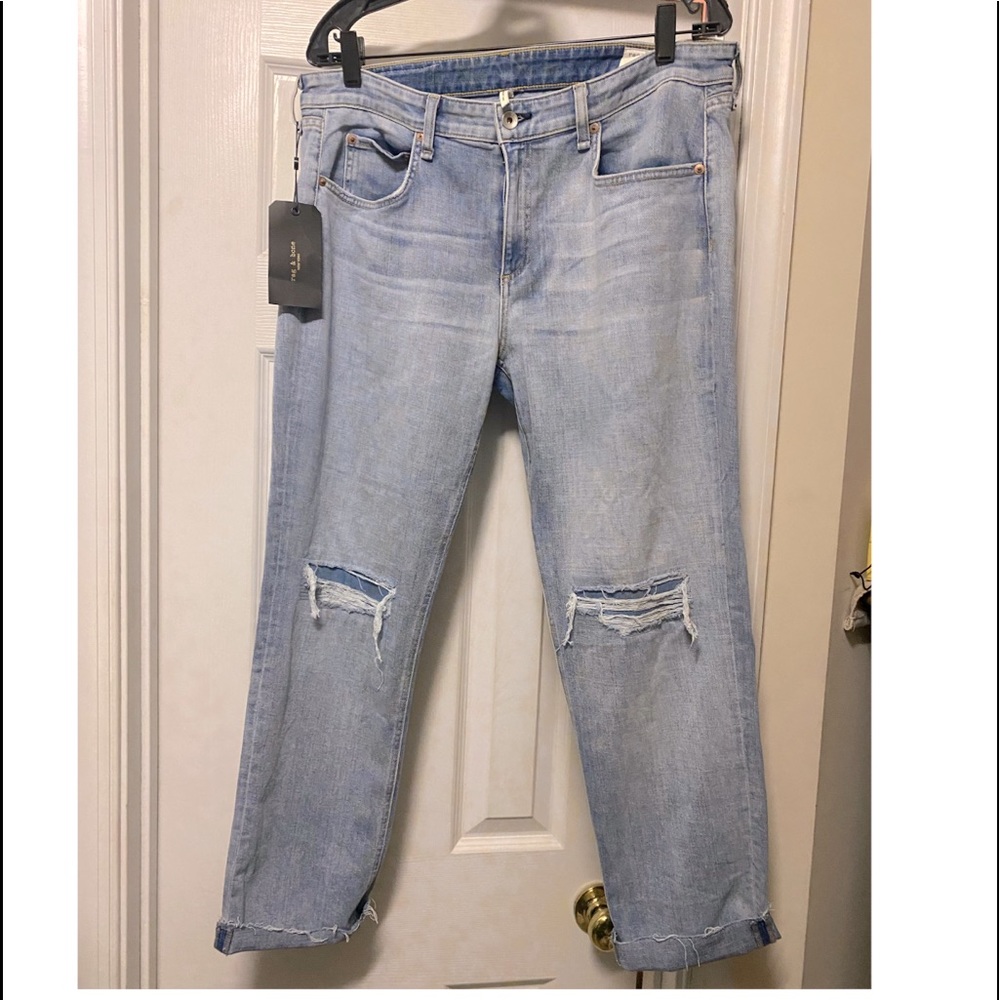 Rag & Bone Crop Boyfriend Jeans.. SZ 32.